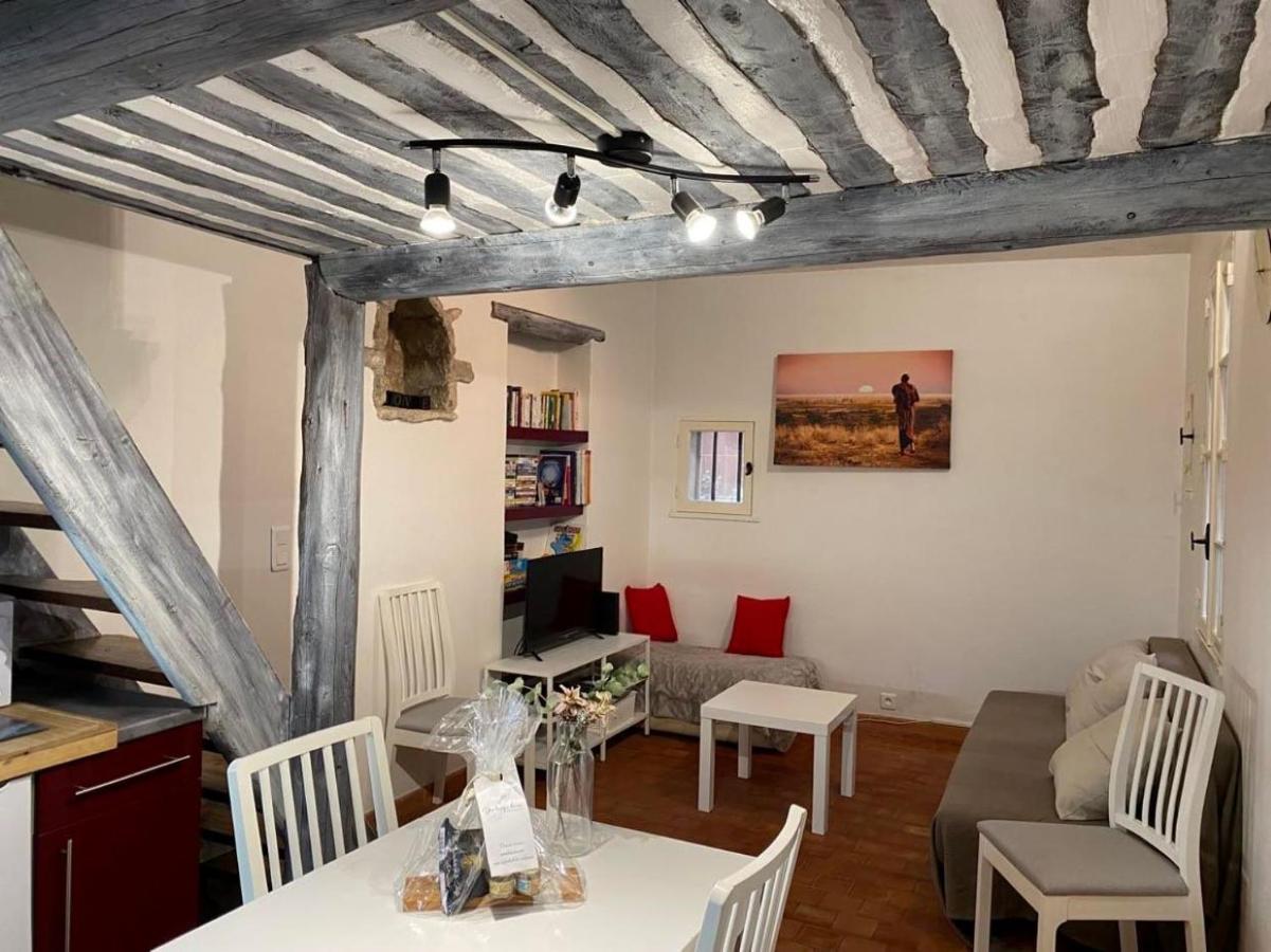 Studio Cosy Dans Le Centre-Ville Historique LʼIsle-sur-la-Sorgue Eksteriør bilde