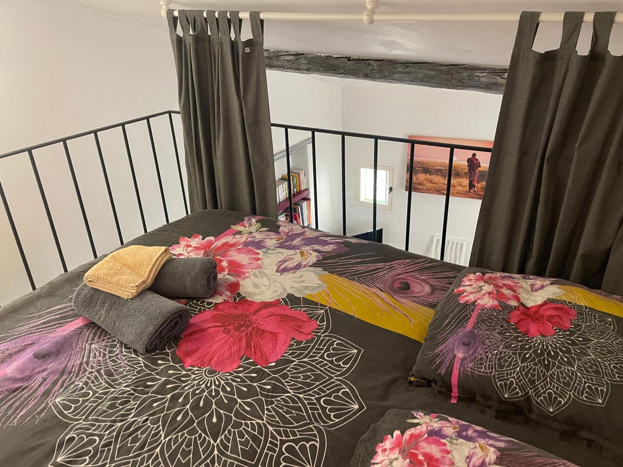 Studio Cosy Dans Le Centre-Ville Historique LʼIsle-sur-la-Sorgue Eksteriør bilde